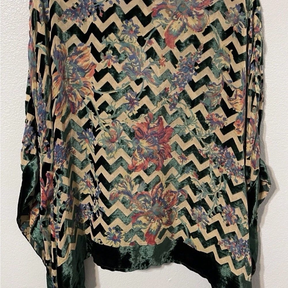 Boho Green Chevron Poncho Top Velvet Burnout Western Lagenlook Cowgirl Medium - Picture 6 of 7